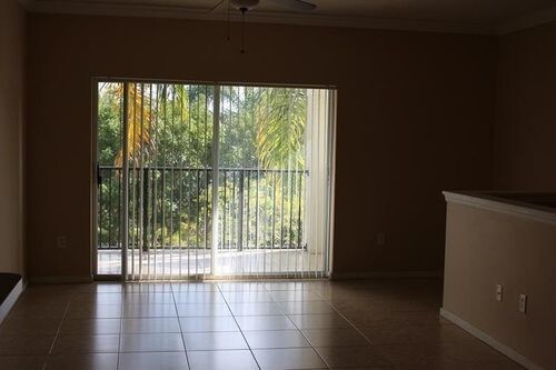 Foto principal - 6020 W Sample Rd
