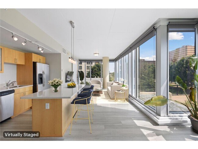 Foto del edificio - 8151 33rd Ave S