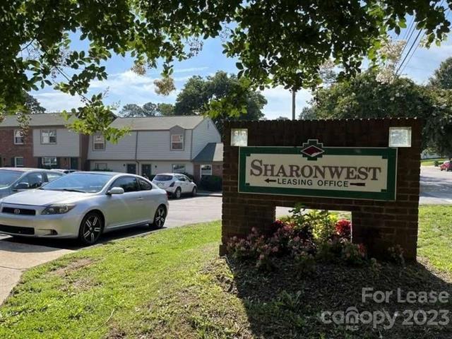 Primary Photo - 1411 Sharon Rd W