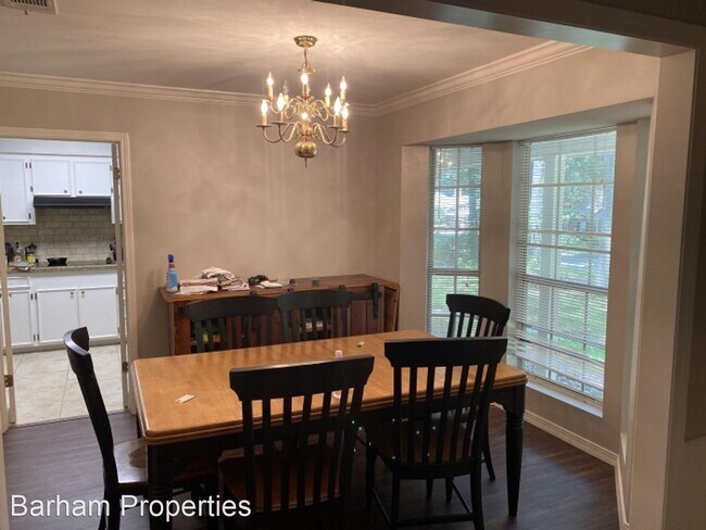Foto del edificio - 3 br, 2 bath House - 3930 Timberwood Dr.