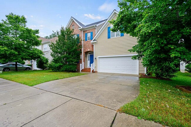 Building Photo - Great Wake Forest Location