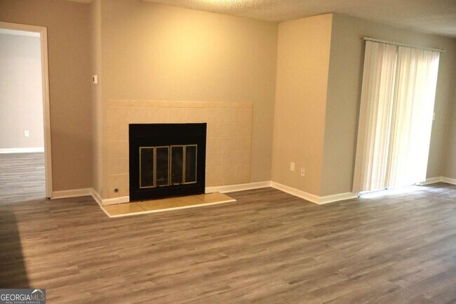 Foto del edificio - 308 Mill Pond Ct SE