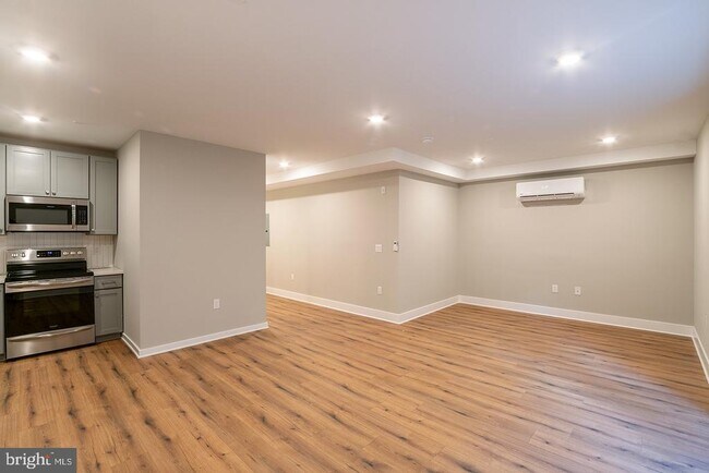 Building Photo - 5007 Pentridge St