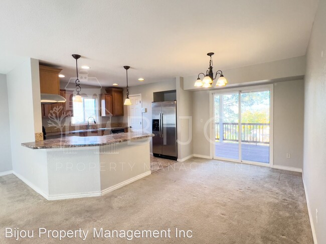 Building Photo - 4 br, 2 bath House - 2826 Pinnacle Dr