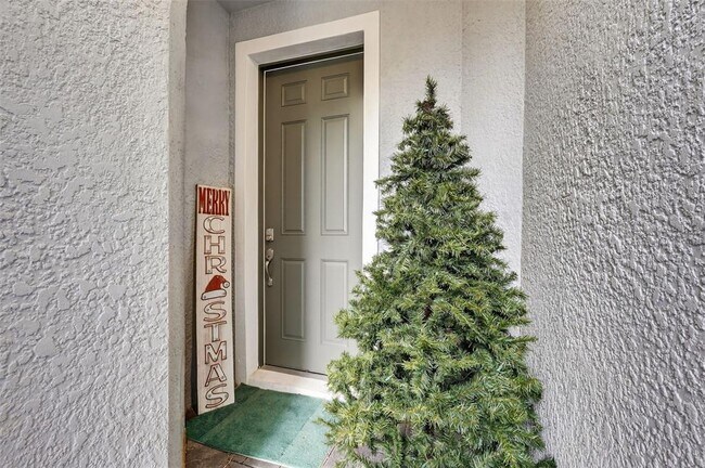 Foto del edificio - 1325 Stockwell Ave