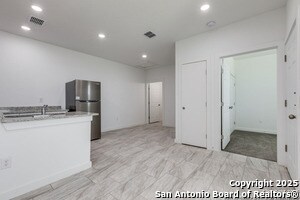 Foto del edificio - 5415 Ingram Rd