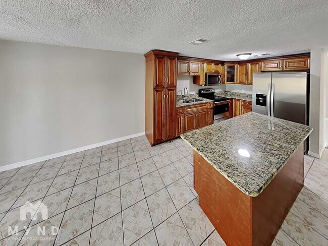 Foto del edificio - 6701 Village Grove Ct