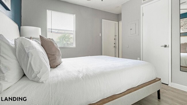 Building Photo - 130 Camino De Oro