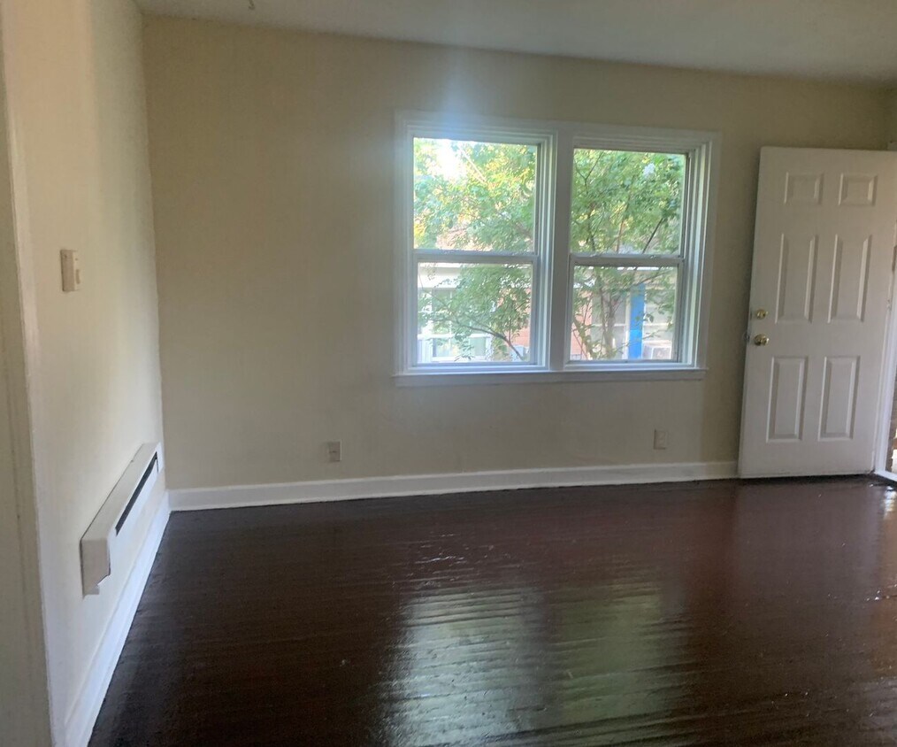 Foto del edificio - Cozy Two Bedroom Duplex in Lincoln Heights!
