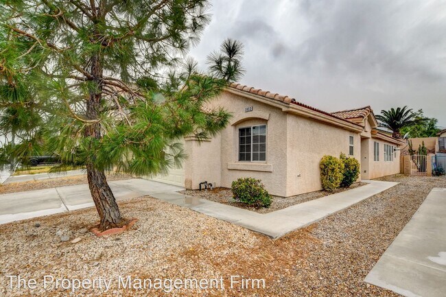 Foto del edificio - 3 br, 2 bath House - 3933 Marble Mountain St