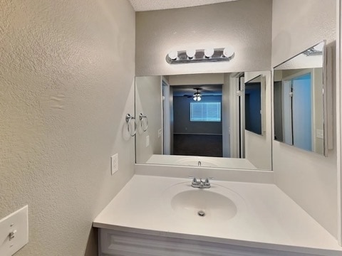 Foto del edificio - 9107 Garland St