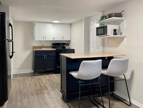 Building Photo - 333 9th Ave N