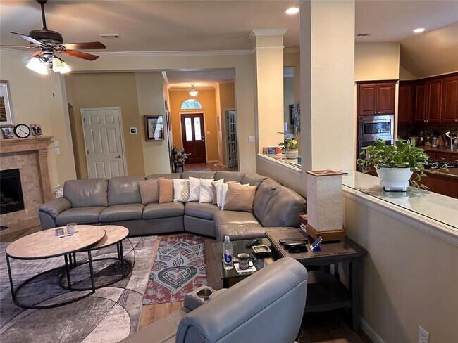 Foto del edificio - 3805 Longhorn Acres St