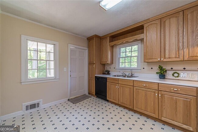 Foto del edificio - 3620 Dial Mill Rd NE