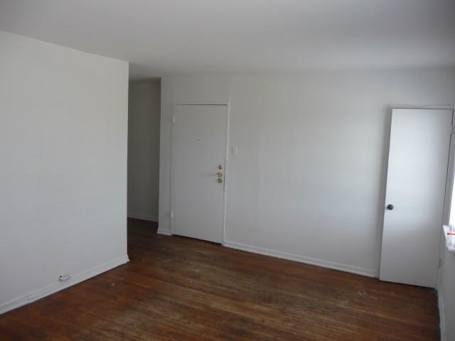 Building Photo - 1402 Gustav St
