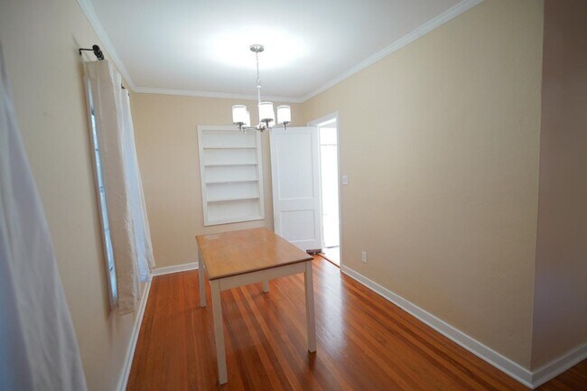 Foto del edificio - 525 Truett Dr