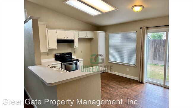 Building Photo - 3 br, 2 bath House - 813 N Central Ave.