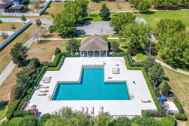 Building Photo - 2572 Limerick Cir