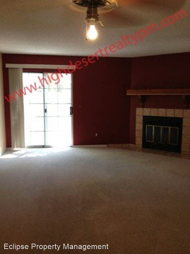 Building Photo - 2 br, 1.5 bath House - 257 COVENTRY CT #7