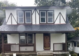Building Photo - 845 Georgetown St