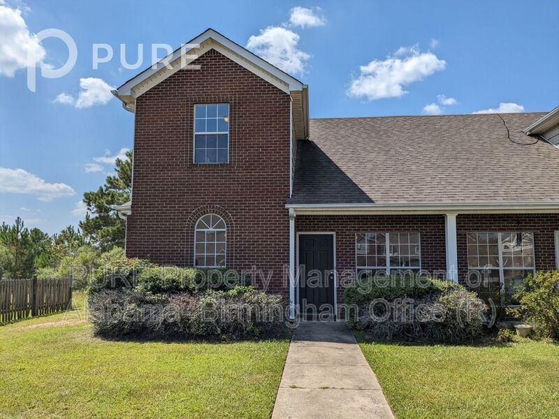 517 Waterford Lake Cir, Calera, AL 35040 Townhome Rentals in Calera