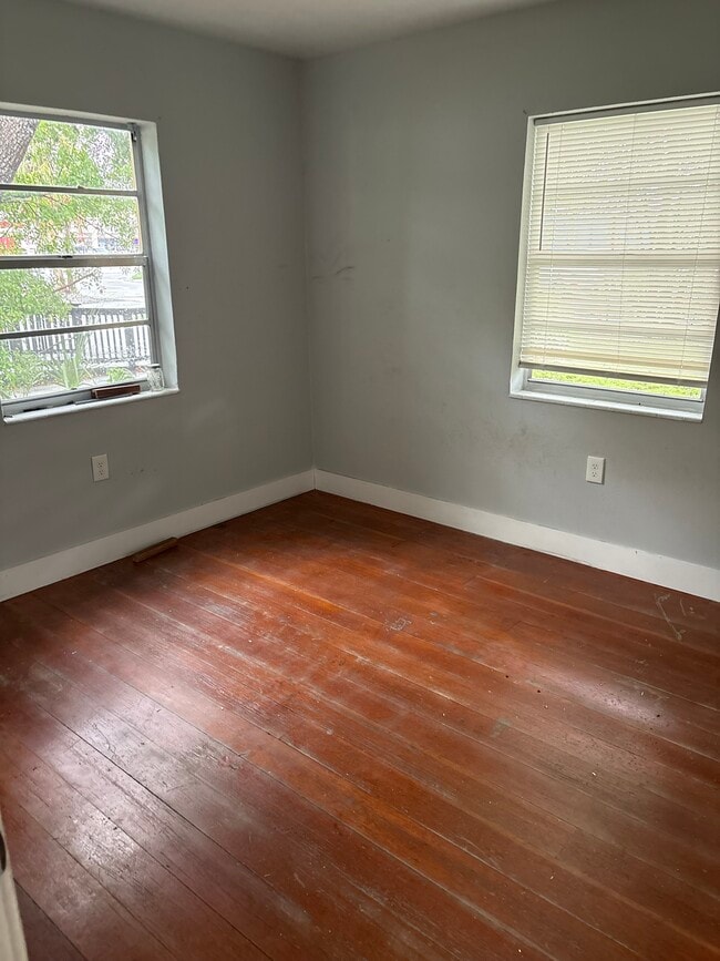 Foto del edificio - 3712 W Horatio St