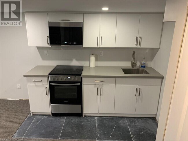 Photo du bâtiment - 71 E 39th St