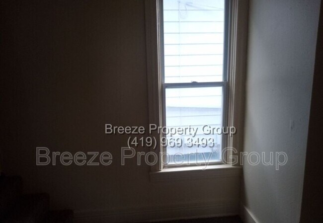 Foto del edificio - 3130 Stickney Ave