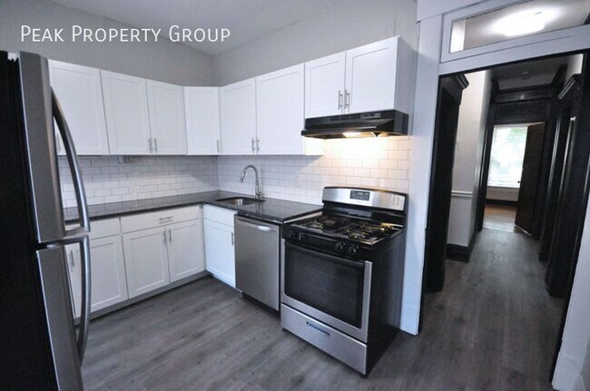 Building Photo - Available Fall 2025! Apartment Near OSU Ca...