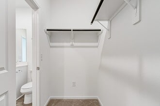 Building Photo - 17815 Fox Nut Ln