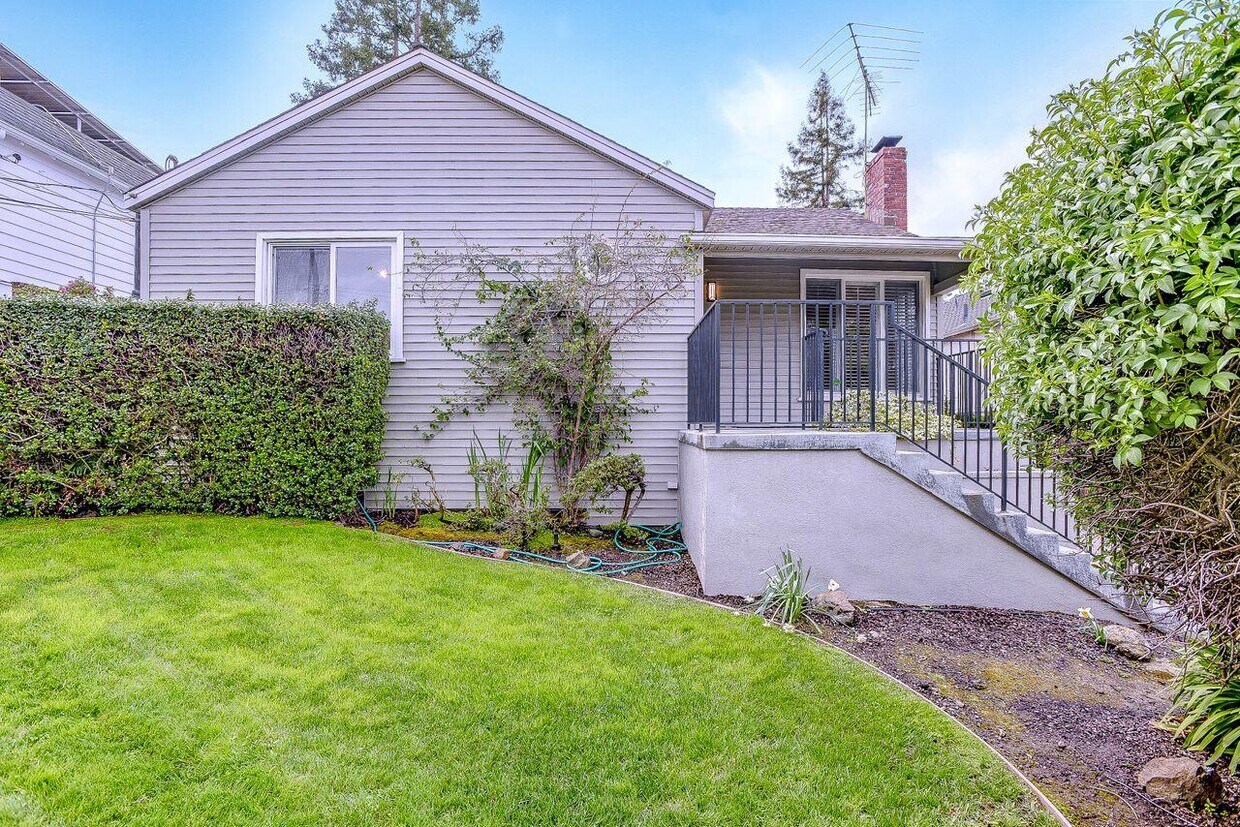 Primary Photo - 270 Nevada St