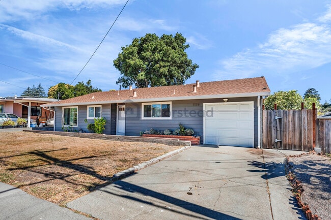 Building Photo - 4533 Utah Dr