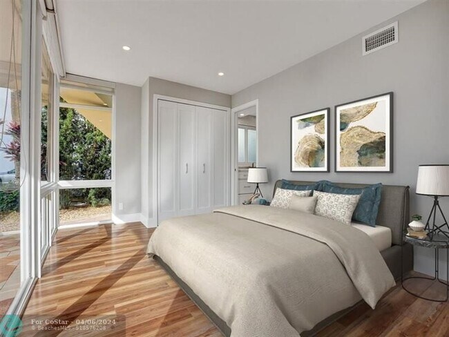 Foto del edificio - 2725 NE 32nd Ave