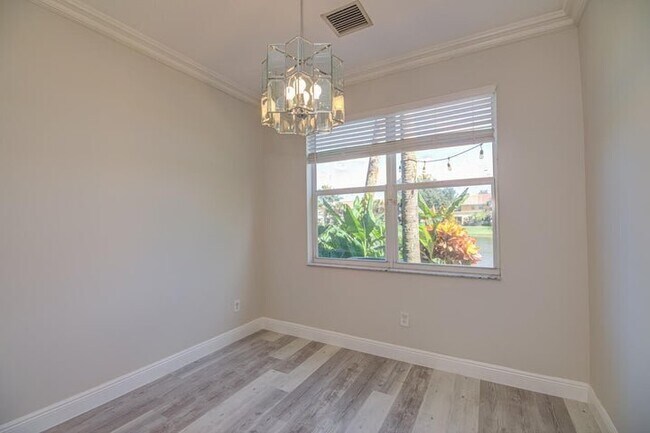 Foto del edificio - 446 Rainbow Springs Terrace