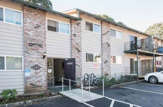 Building Photo - Heritage Hills Apartments