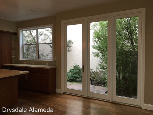 Foto del edificio - 3 br, 2.5 bath House - 130 Asby Bay