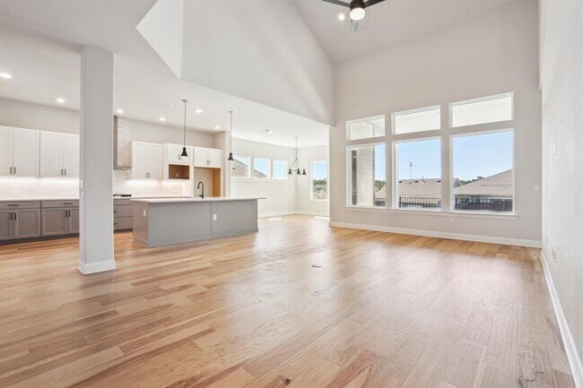 Building Photo - 16825 Roselin Dr