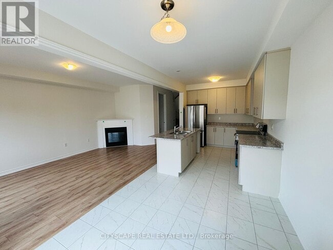 Building Photo - 91 Prest Wy