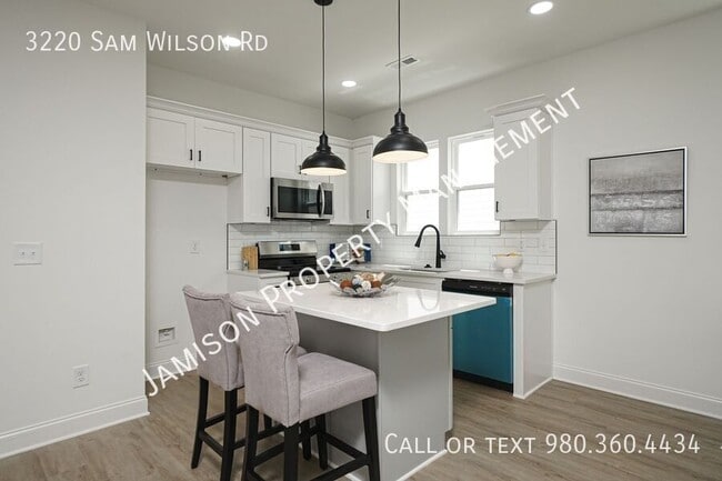 Photo - 3220 Sam Wilson Rd House