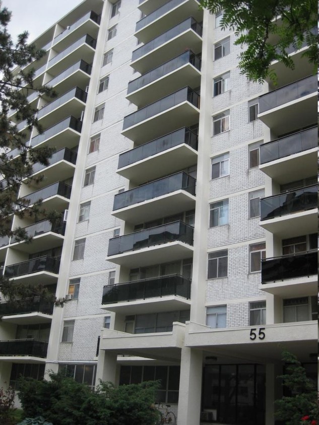 Building Photo - 55 Cosburn