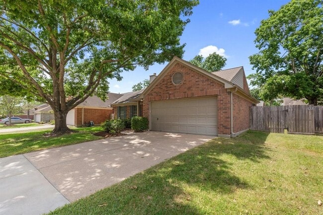 Building Photo - 10011 Territory Ln