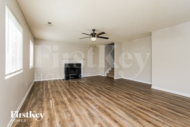 Foto del edificio - 2645 Ninfield Dr
