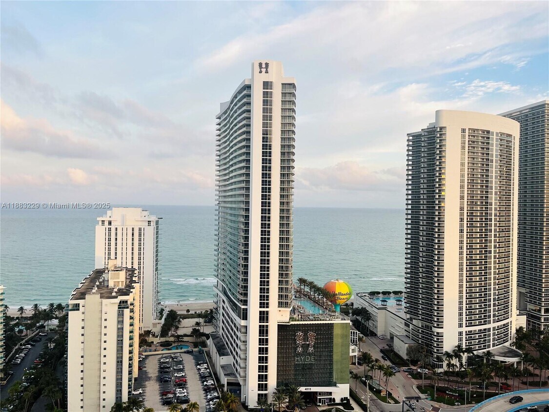 Foto principal - 4010 S Ocean Dr