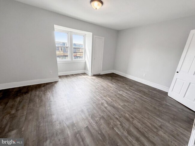 Foto del edificio - 308 E King St