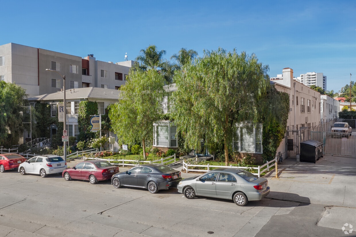Sycamore Apartments Apartments in Los Angeles, CA Westside Rentals