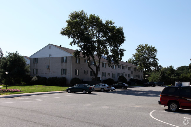 Building Photo - Cedar Tree Village Apartments