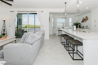 Building Photo - 5835 Double Eagle Cir