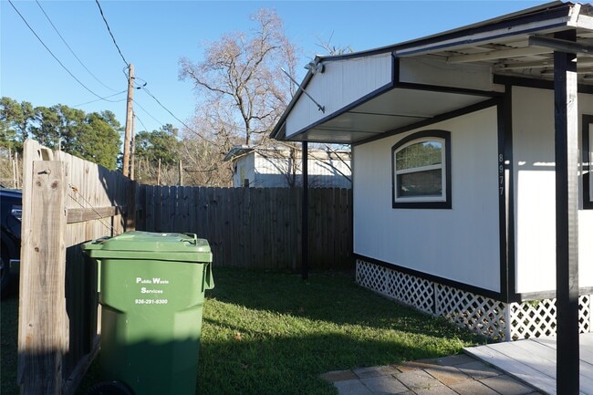 Foto del edificio - 8977 Gladewood