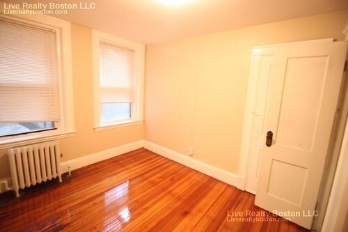 Foto principal - 239 Hanover St