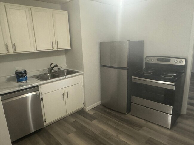 Foto del edificio - 815 Davis St